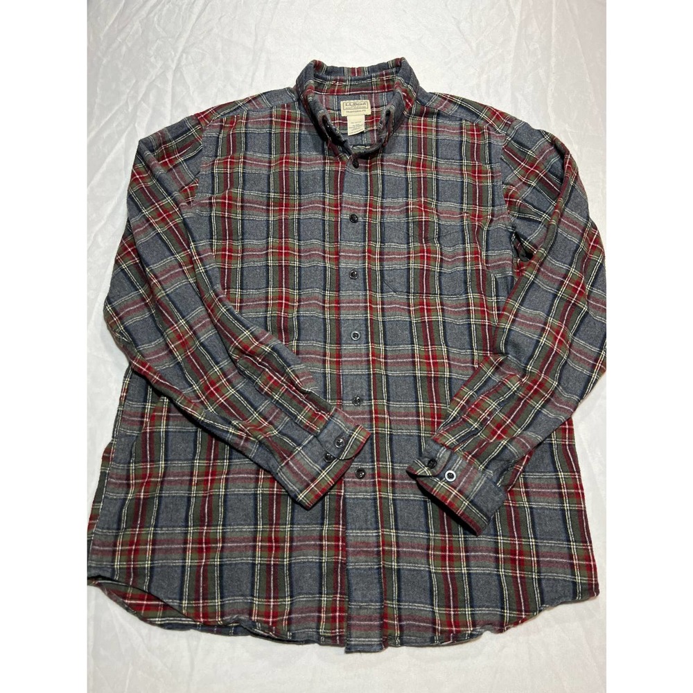 Men’s L.L. Bean flannel button up medium